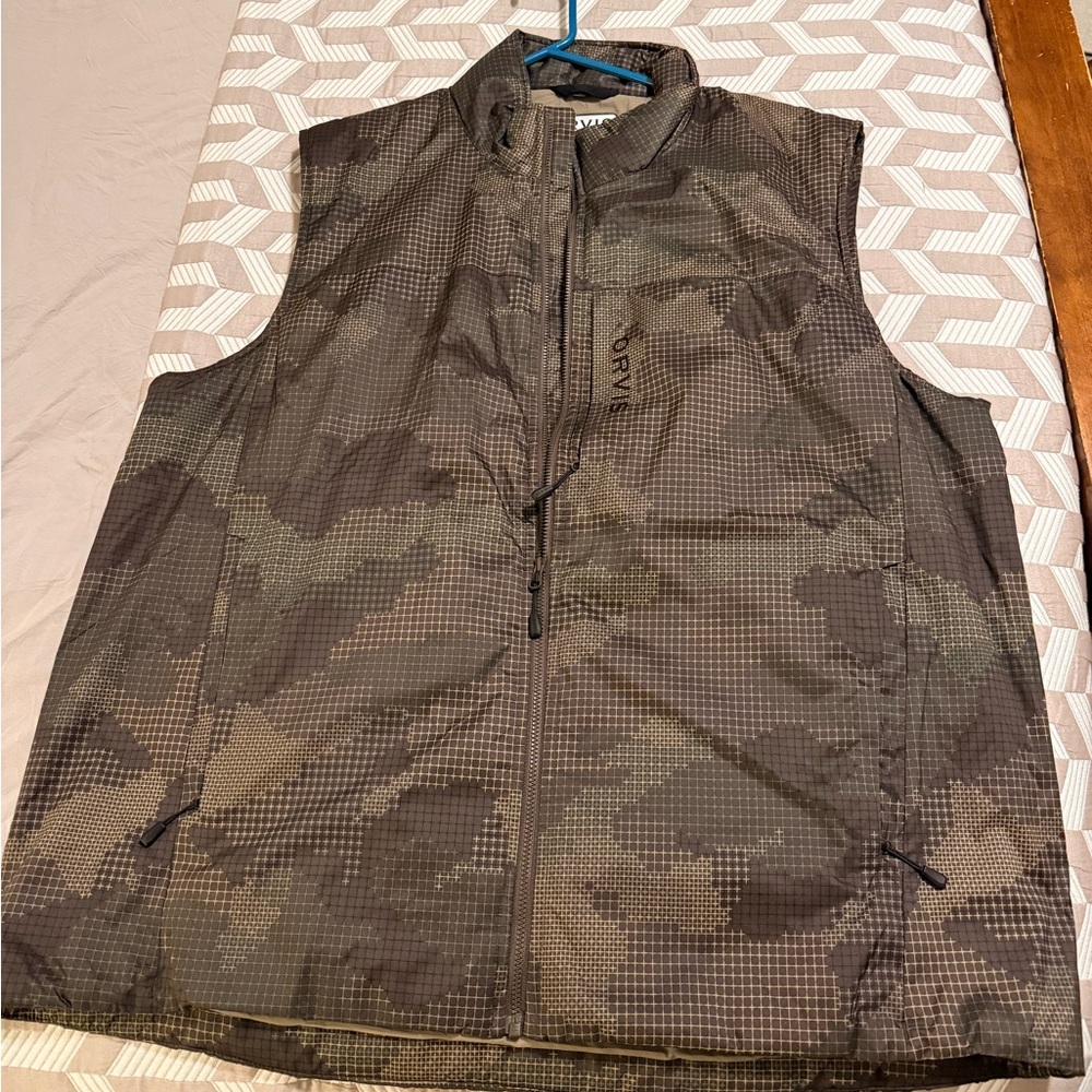 Orvis Pro Camo Vest XL.